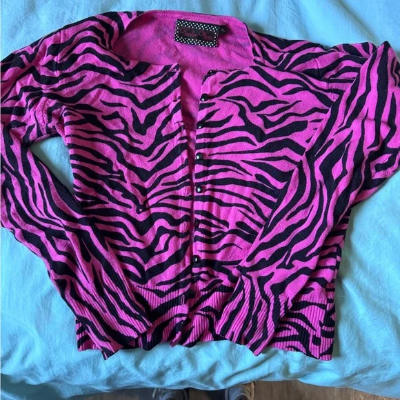 Voodoo Vixen Pink Knit Cardigan - Picture 1 of 2